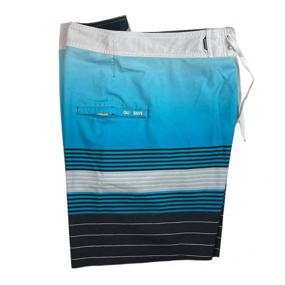 SH676 Mens Quicksilver Surfing Brand Stretch Beach Board Shorts 40 - Picture 4 of 7